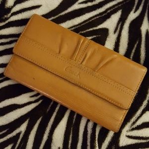 Coach Mustard colour leather wallet